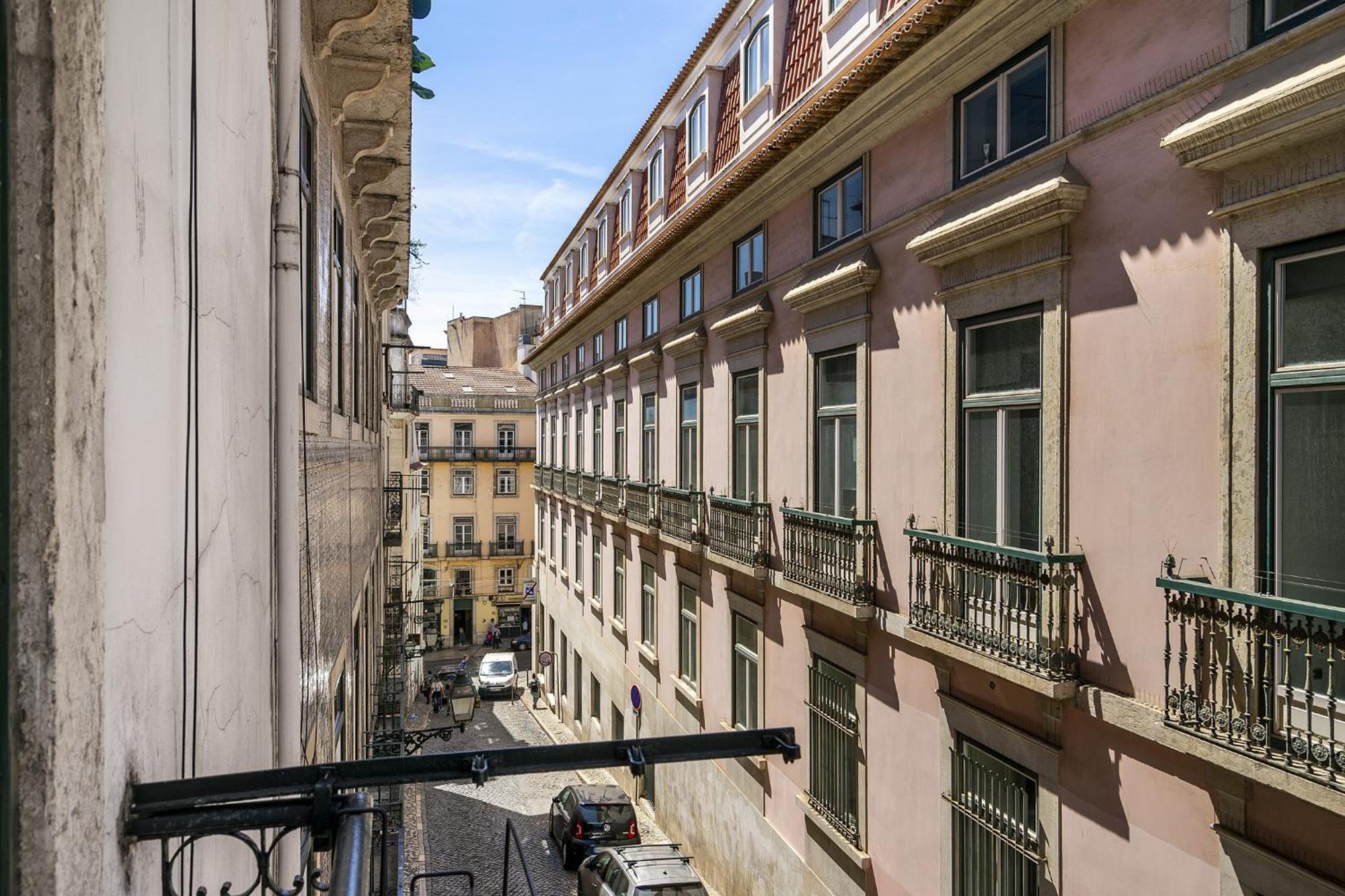 Whome Stylish Family Residence In The Heart Of Chiado Lisboa Eksteriør bilde